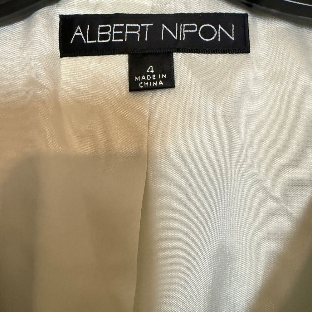 Albert Nipon Suit - image 8